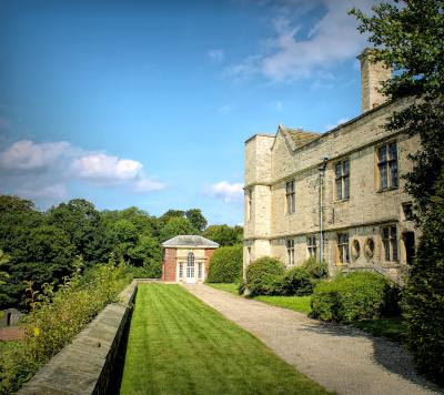 st-thomas-becket-chapel-ledston-hall-castleford