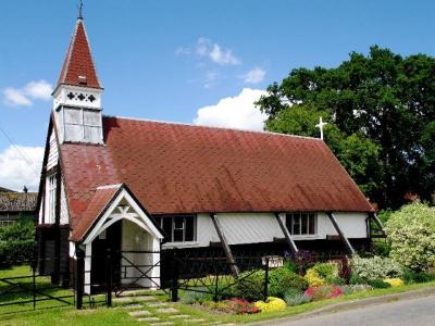 the-church-of-the-redeemer-pendock-cross-lower-pendock